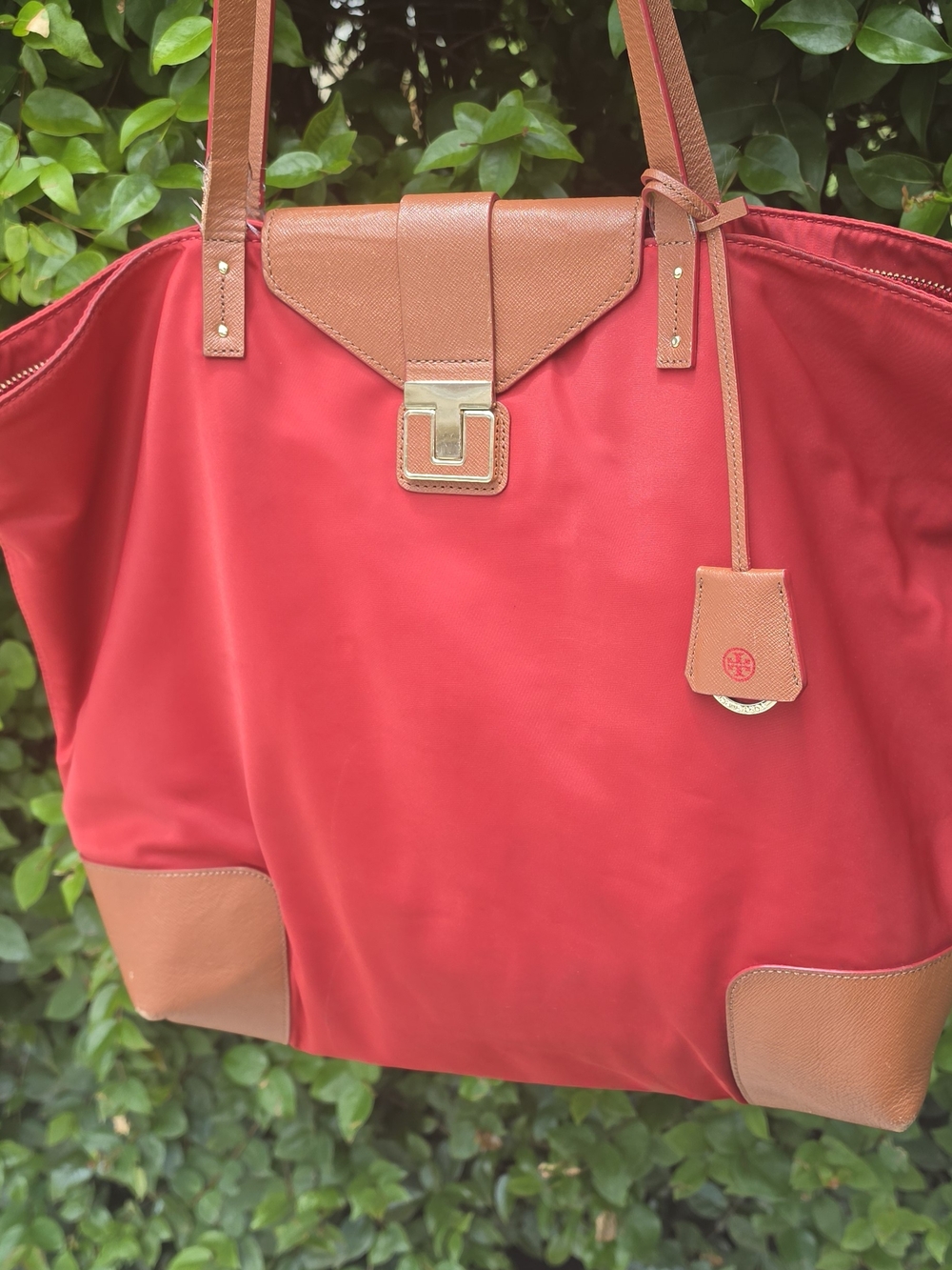 TORY BURCH Womens RED  Nylon Weekender Handbag Purse Extra Large